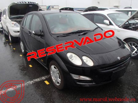 VALOR $ 2.200.000.-/Marca: SMART/Modelo: FORFOUR/Año: 2006/Motor: 1.3/Kilometraje: 62.000./Transmisión: Automático/Color: Negro/Dirección:Cambio Volante/Observaciones: Air Bag, Dirección Asistida, A-C.